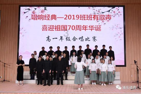 小猫钓鱼游戏龙王版有船